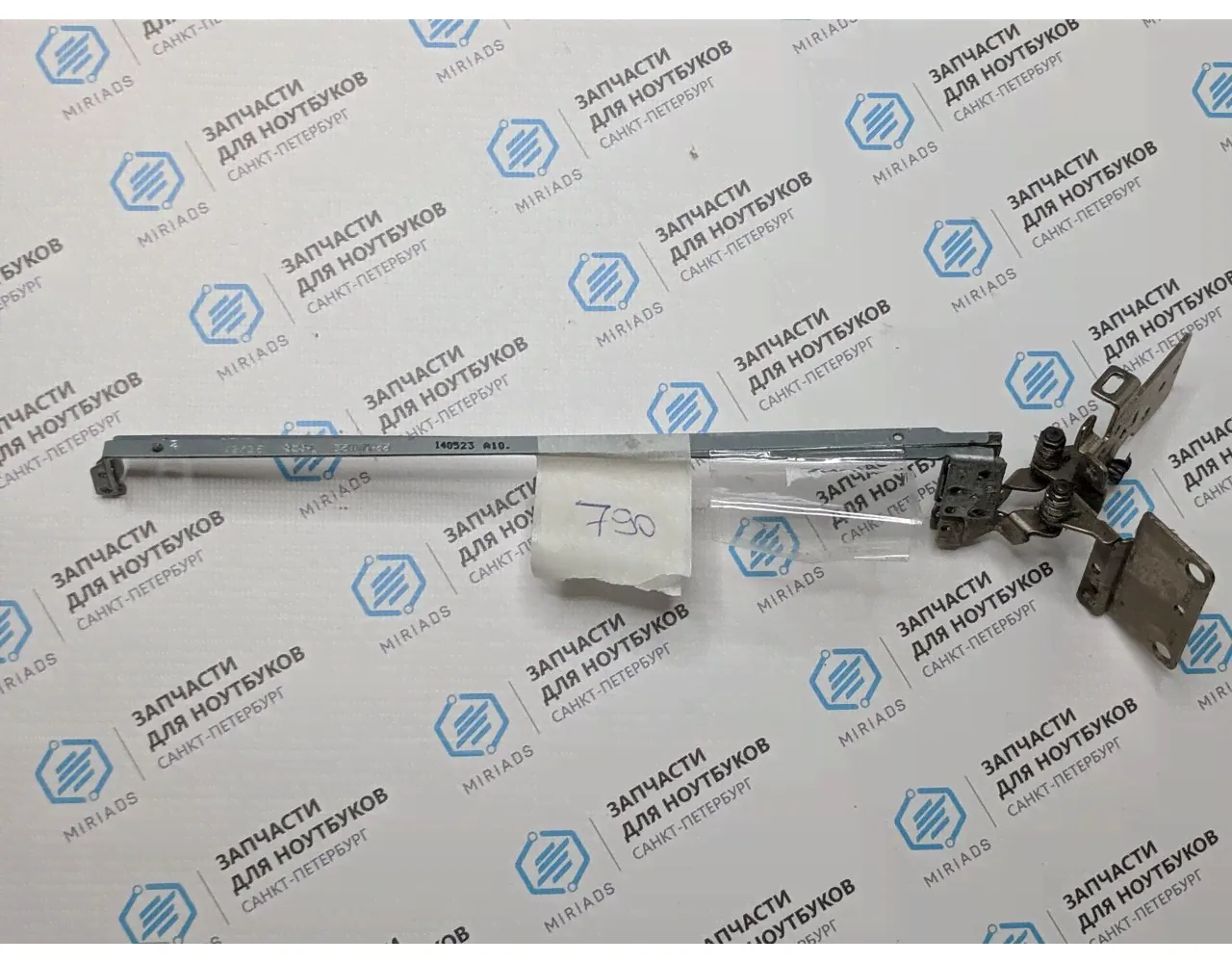 Петли Packard Bell Z5WGM Z5W1M-55 SZS-R SZS-L