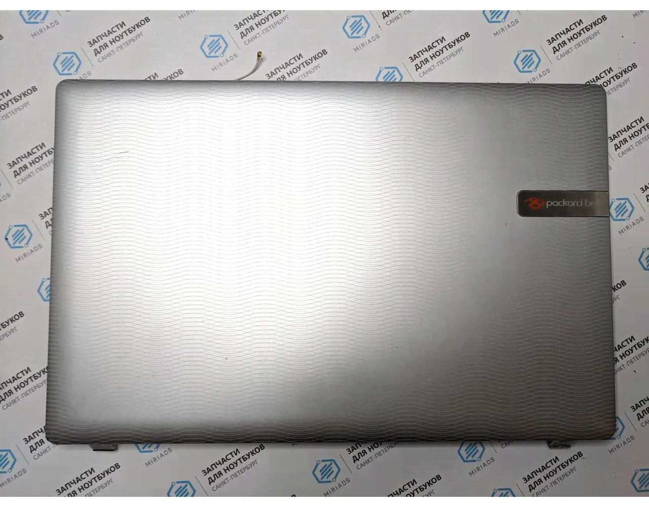 Крышка матрицы Packard Bell Easynote TM01 TM81 TM82 TM85 TM86 TM89 / NEW90 NEW91 NEW95. AP0CB00011103