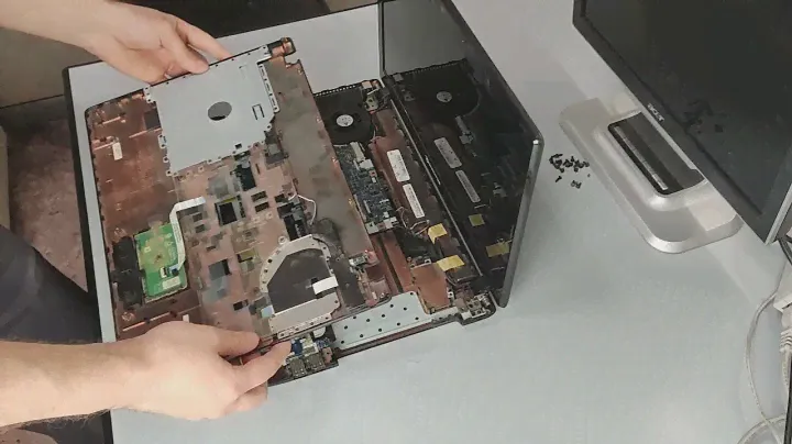 Полная разборка ноутбука Packard bell TK81-SB Complete disassembly of the Packard bell TK81 laptop